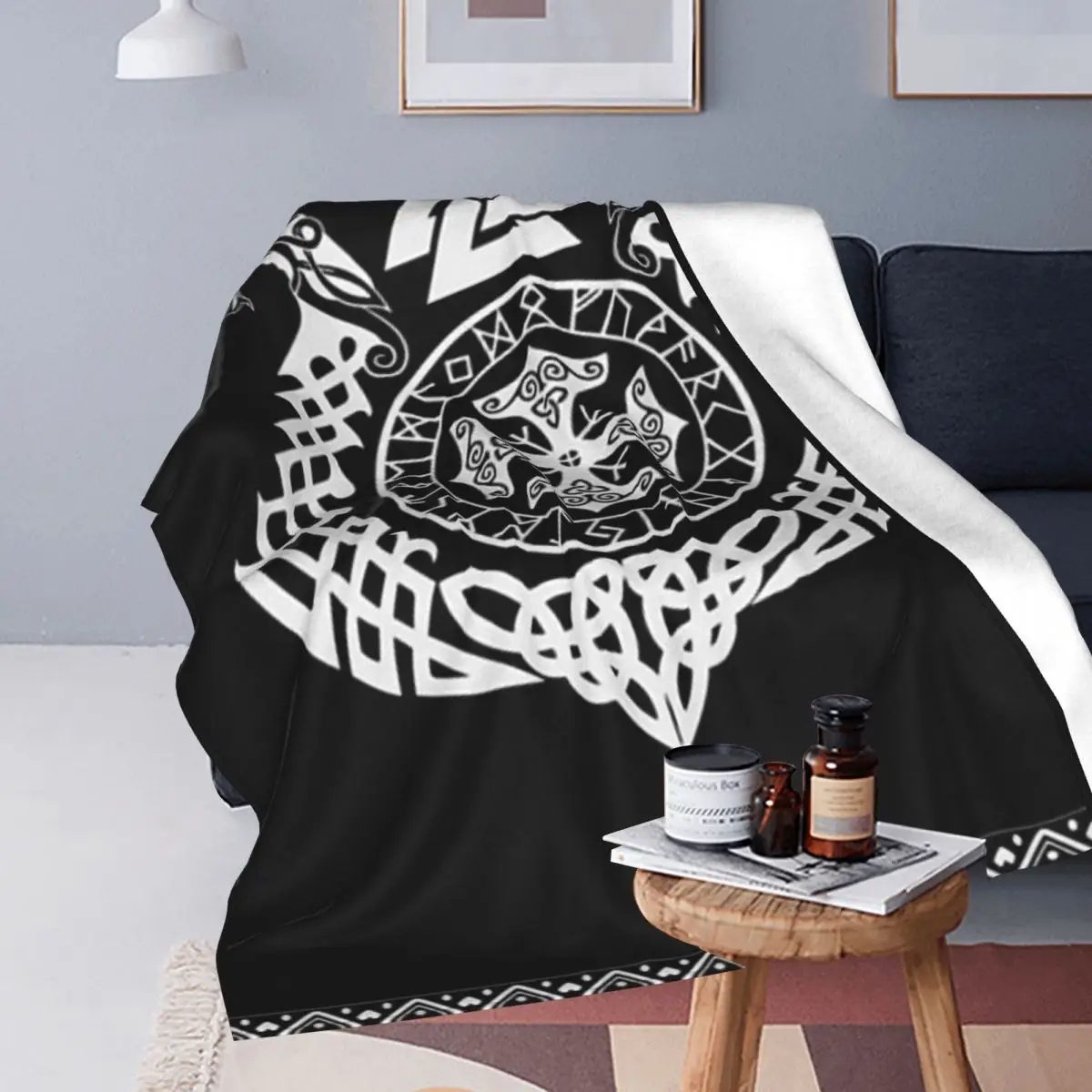 

Viking Symbol Norse Runes Dragon Boat Viking Blankets Flannel Throw Blankets For Couch Bedding Outdoor Throws Bedspread Quilt