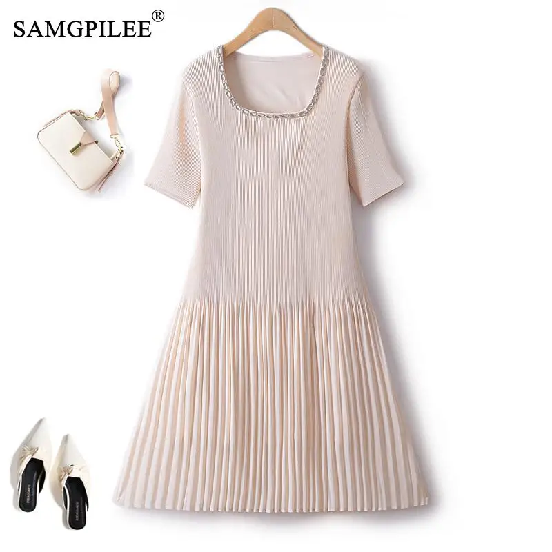 

Elegant And Pretty Dresses For Women Summer O Neck Metal Decoration European Chiffon Small Swing Pleated Female Party Dress 4XL