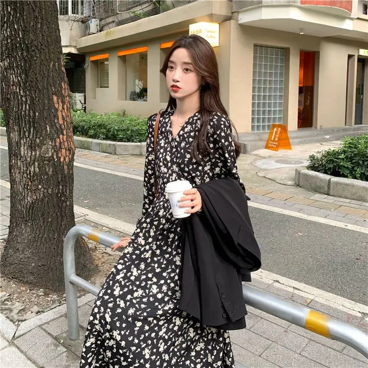 가을과 겨울 여성용 긴 소매 꽃무늬 드레스 허리라인 강조 슬림핏 다용도 프렌치 레트로 베이스 스커트