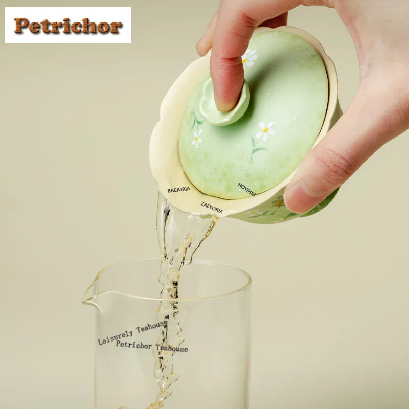 

100ml Hand Painted Daisy Gaiwan Boutique Tea Tureen Tea Bowl With Lid Kit Tea Making Cover Bowl Chinese Tea Set Decoration Craft