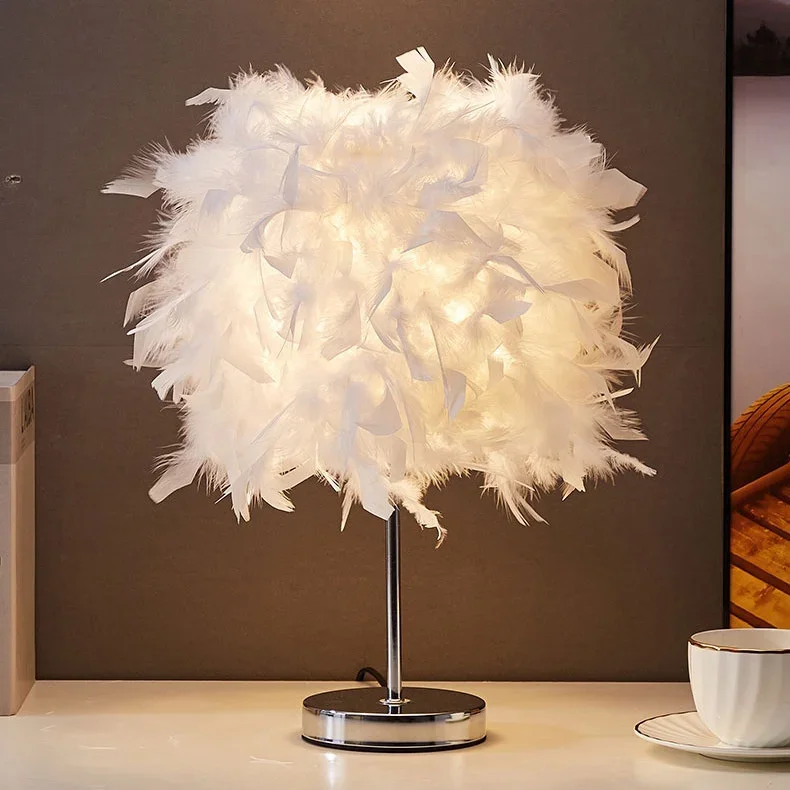 

Feather desk lamp bedroom bedside table lamp creative romantic Nordic modern night lamp decorative desk lamp