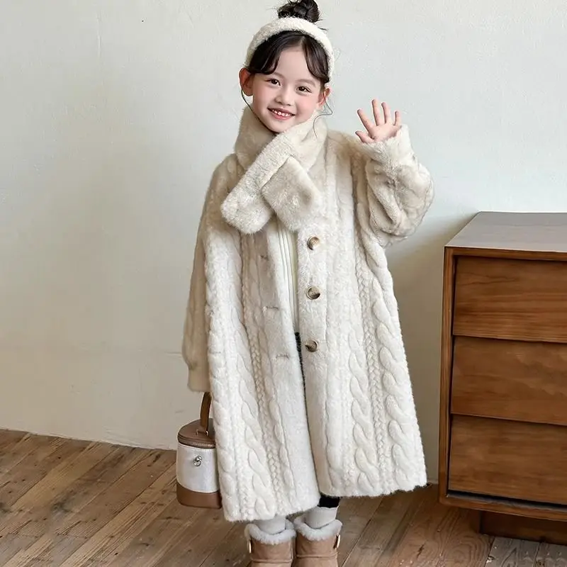 Girls Faux Mink Fur Coat Winter 2025 New Thickened Warm Shearling Like Fashion Chic Cozy Furry Outerwear for Baby Kids Jacket