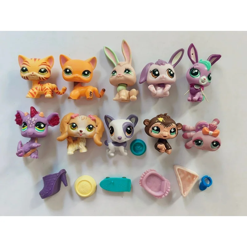 

10pcs/lot LPS Toy Cat Dog Bunny Spider W/Accessories Mini Pet Shop Fgures #001