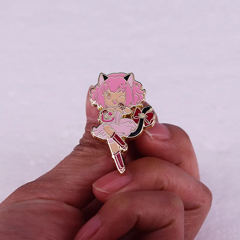 Broche de chica de Anime Tokyo Cat, insignia de Metal, Pin esmaltado, Sudadera con capucha, accesorios de mochila, regalo de joyería