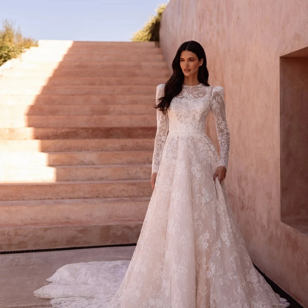 Customized Dreamy 2 in 1 Lace Appliques A Line Wedding Dresses Bow Detail Detachable Long Sleeve Bridal Gown with Long Train