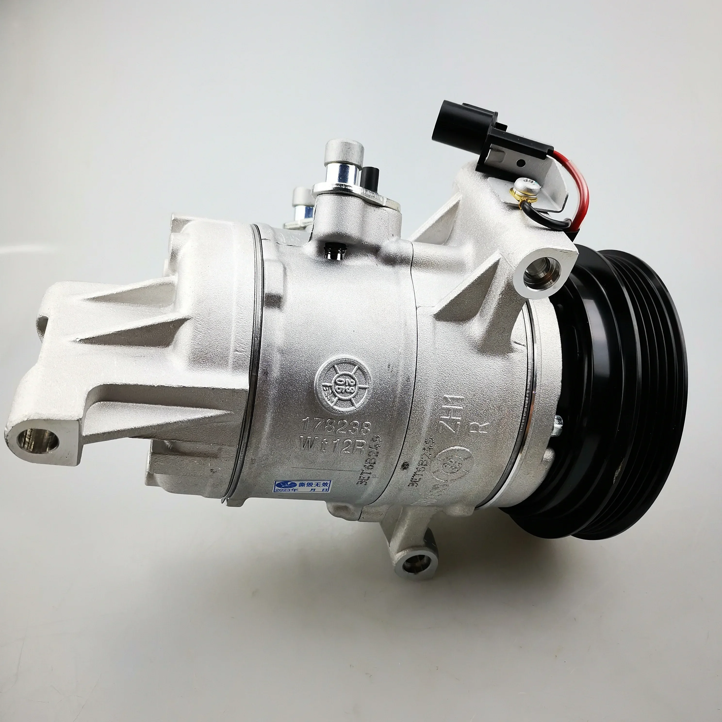 SAIC MAXUS T60 Original Air Conditioning Compressor C00123780