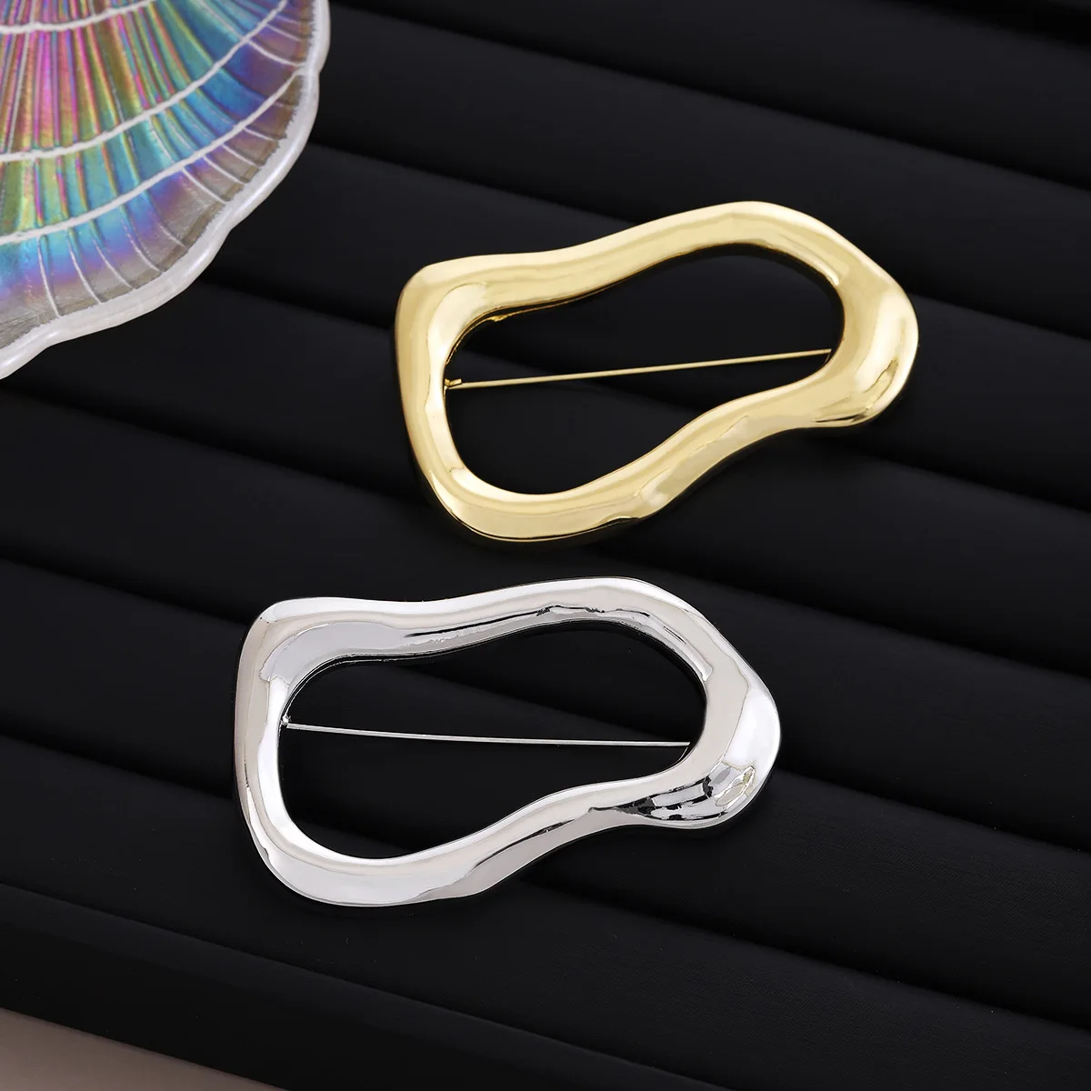 European and American Irregular Oval Polished Brooch Autumn/Winter Minimalist Luxury Fashion Pin Wedding Party Attire Accessory