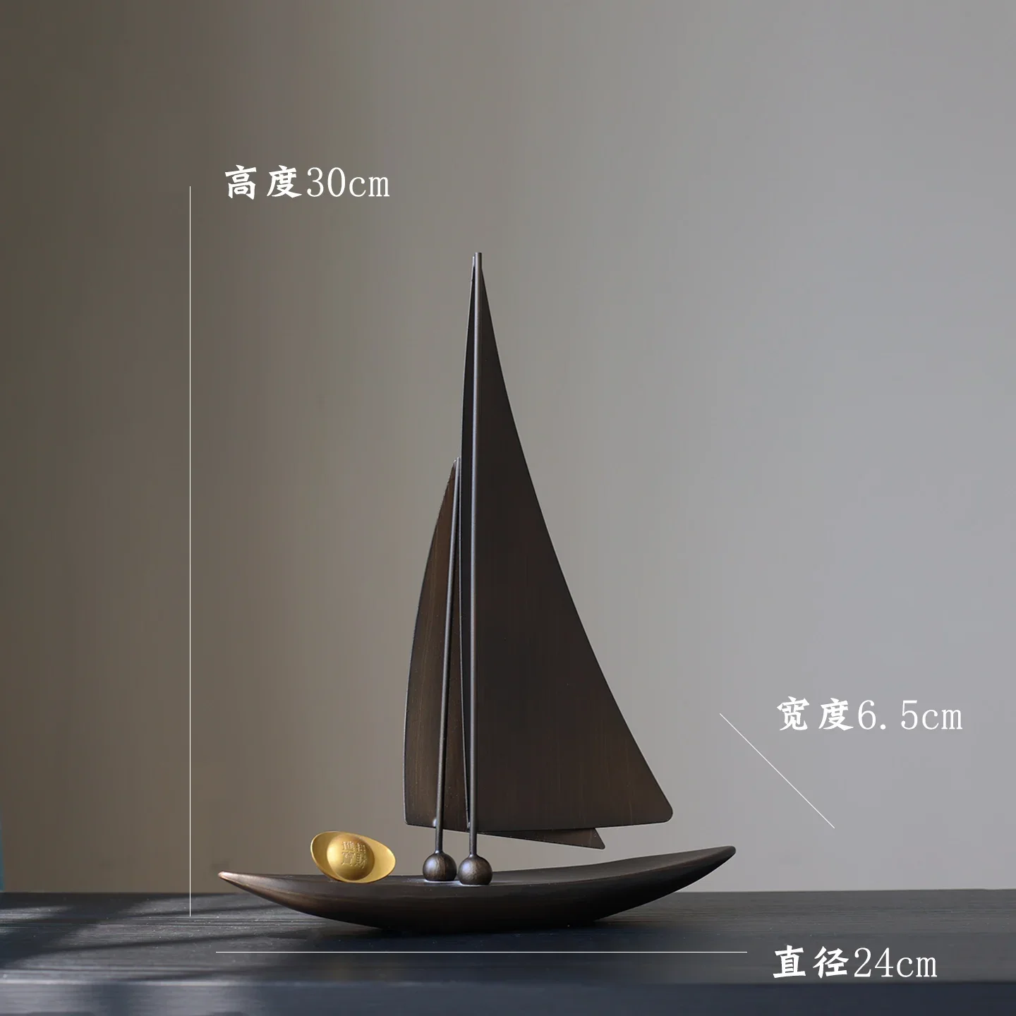 Medieval style, high-end sense, smooth sailing, sailing ornament, model room, TV cabinet, study office, desktop decoration