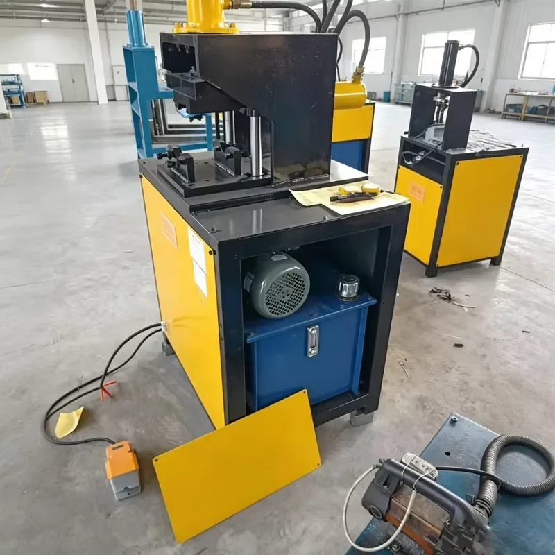 CE Certification Hot Sale 45/90 Degree Hydraulic Hole Punching Machine Versatile Hydraulic Notching Machine for Stainless