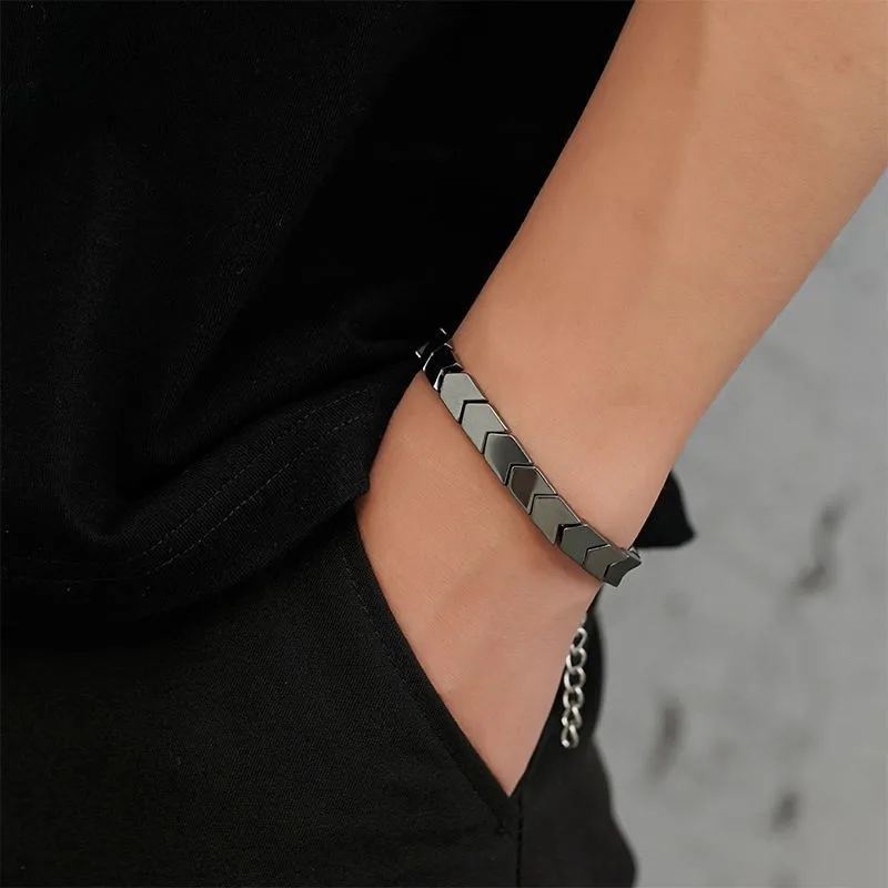 2023 New Hip-Hop Punk Design Stitching Black Gallstone Necklace Bracelet Never Fading Party Trendy Men and Women Jewelry