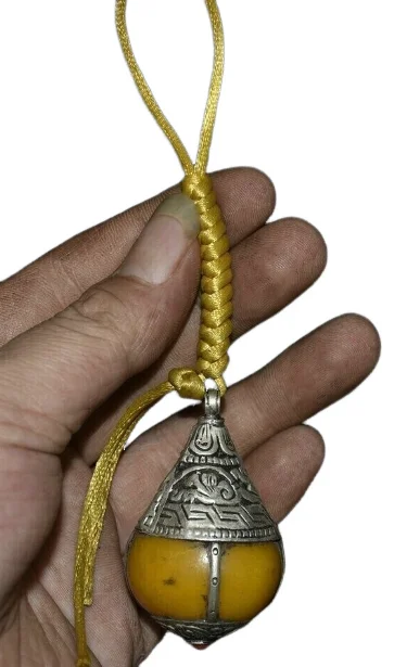 2.Old Tibetan Beeswax Silver Buddhism 8 Auspicious Symbol Flower Pendant