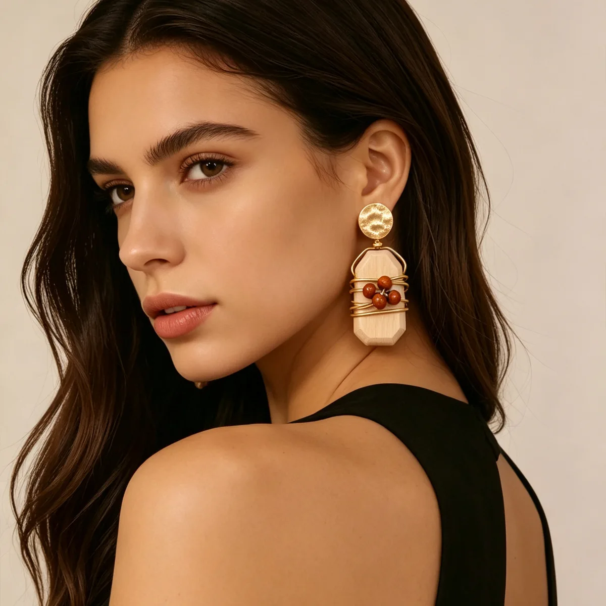 Maillard retro geometric medium and antique earrings for women's high-end rectangular imitation wood hand-wound earrings