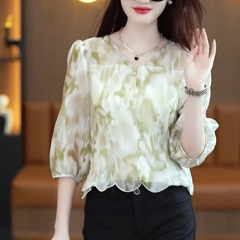 2024 Women\'s Spring and Autumn New Fashion and Elegant V-neck Printed Button Mesh Korean Long Sleeved Slim Fit Chiffon Shirt Top