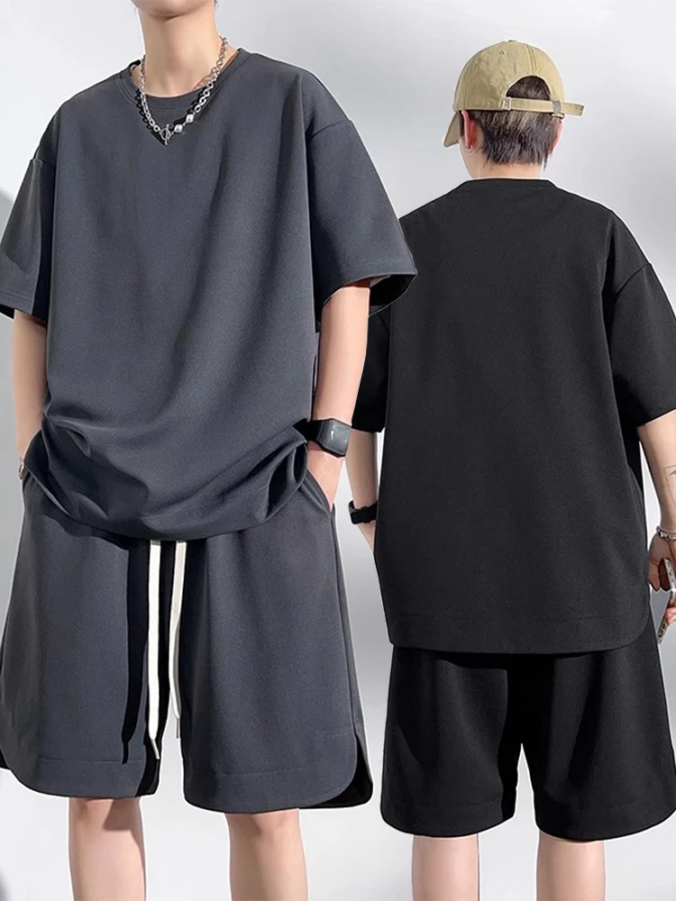 

Loose Men's Sportswear Set Summer Large Size Short Sleeve T-Shirt Shorts American Retro Simple Style Fashionable Men's Ensemble