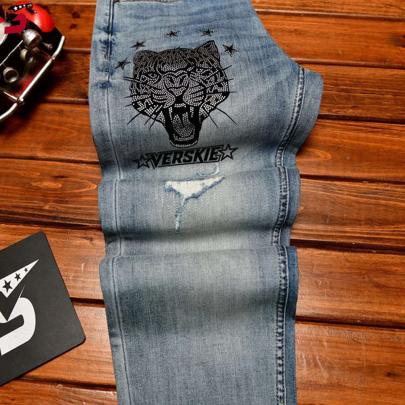High-End Fashion Leopard Print Rhinestone Jeans Men Ripped Slim Fit Straight Stretch Casual Spring Summer Pants