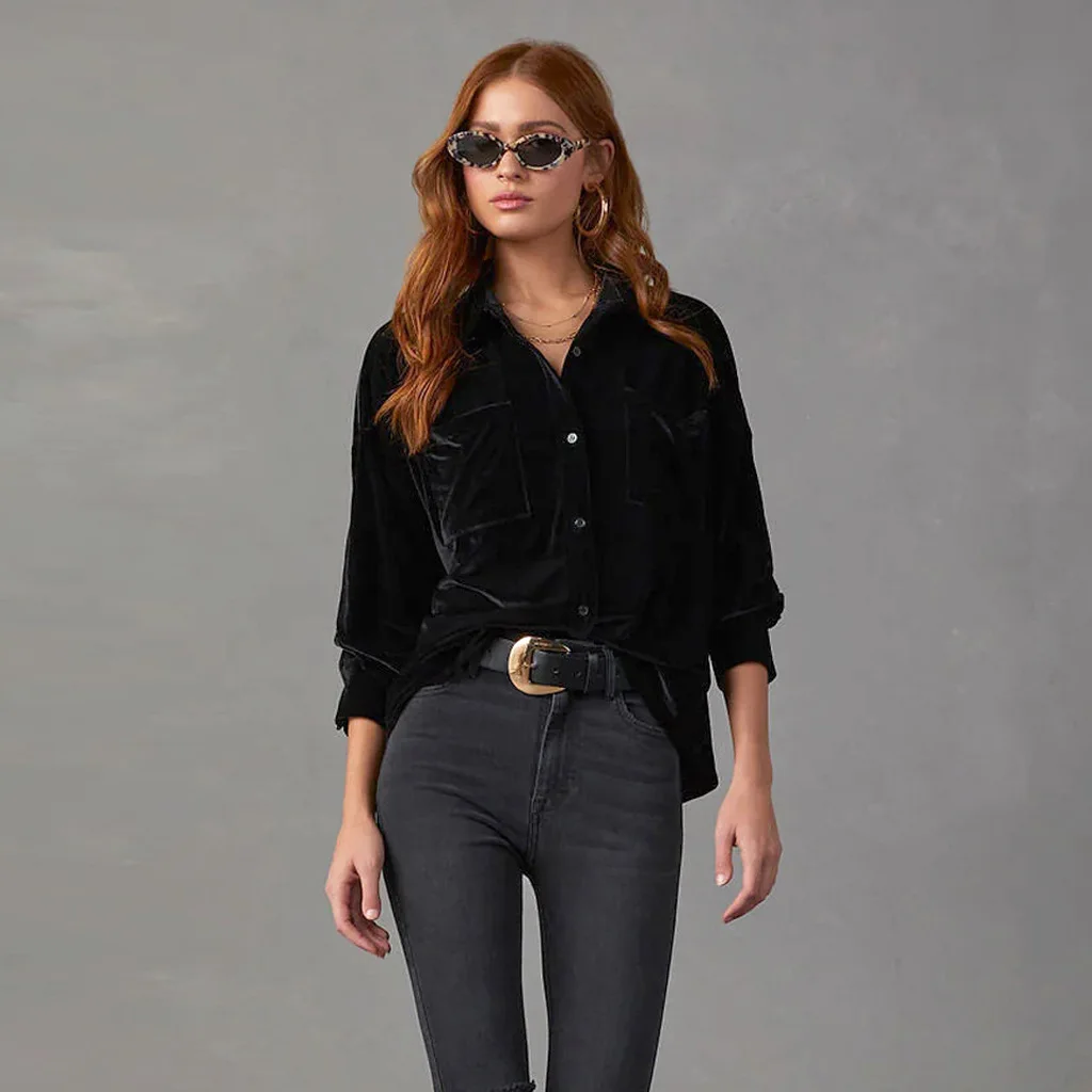 Women's short, loose, intellectual-style long-sleeved blouse shirt with velvet surface, buttons and pockets.( E24C0647 1 piece)