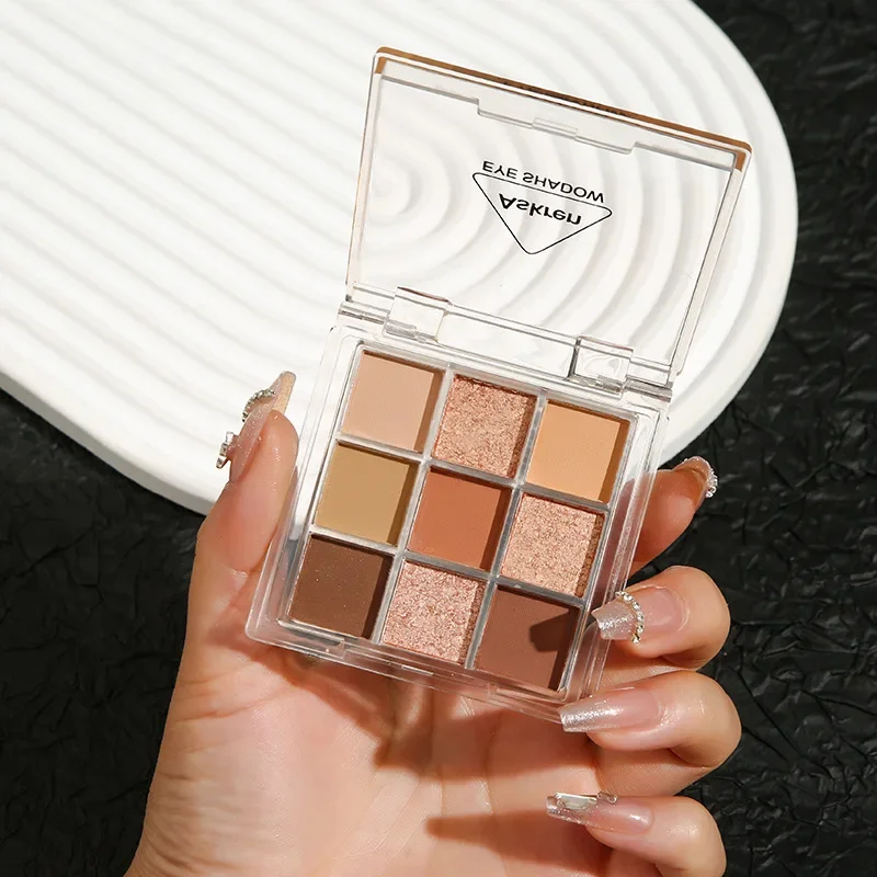 Paleta de sombras com grade palácio de nove cores, glitter perolado, segurando maquiagem, sombras brilhantes de longa duração, ferramentas de beleza para mulheres