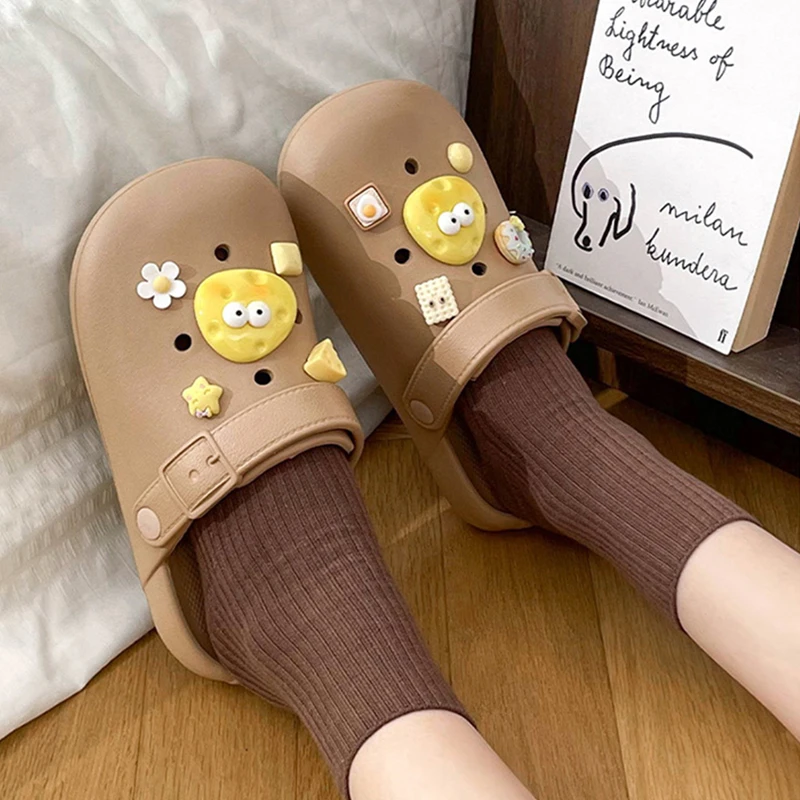 Women's Cute Potato DIY 2026 Summer Outer Wear Lightweight Non-Slip Thick-Soled Toe-Cap Slippers Fashionable Beach Sandals