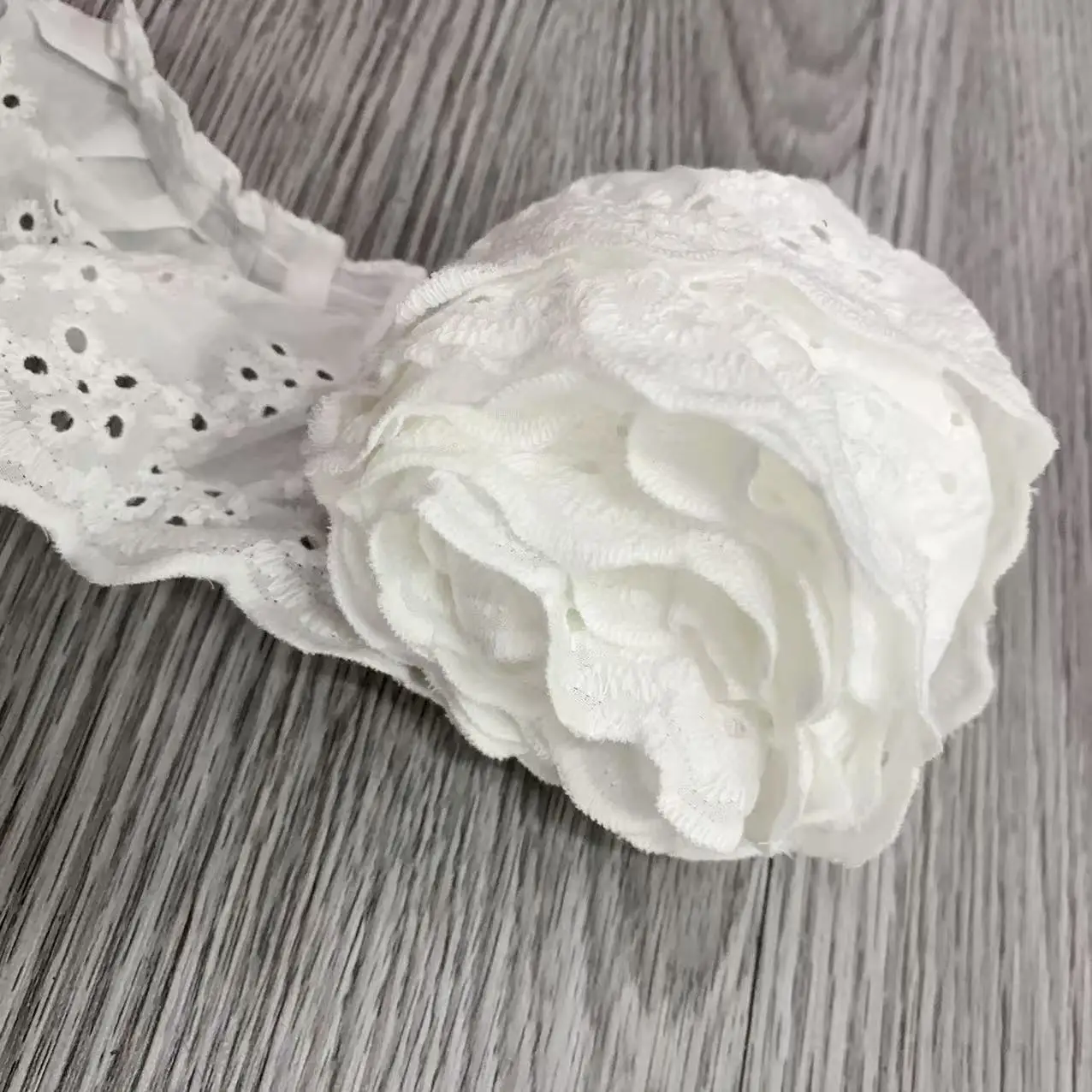 9CM Wide Luxury Embroidery Yellow Flower Lace Fabric Trim Ribbon DIY Sewing Applique Collar Ruffle Guipure Wedding Cloth Supply