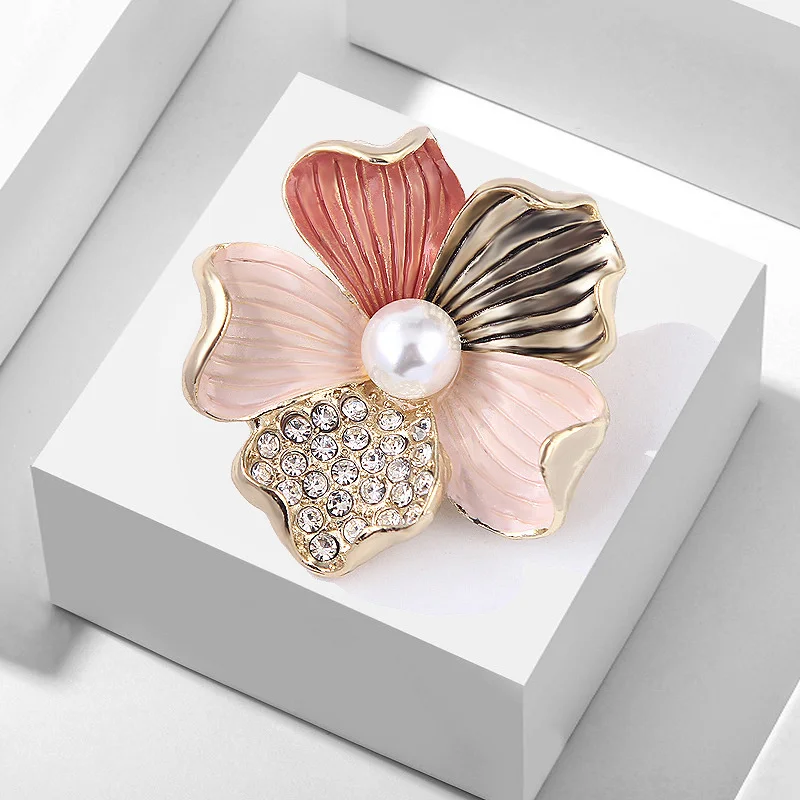 Fashion Exquisite Pearl Brooch Frosted Tricolor Flower Corsage Brooch Clothing Accessories