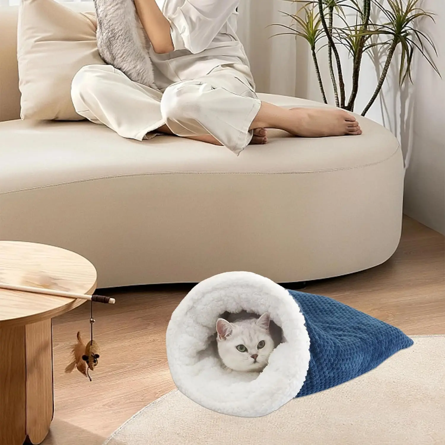 Cat Sleeping Bag, 360 ° Comfortable Pet Snuggling Bag, Suitable For Cat Pet Supplies Weighing Up To 6 Kilograms