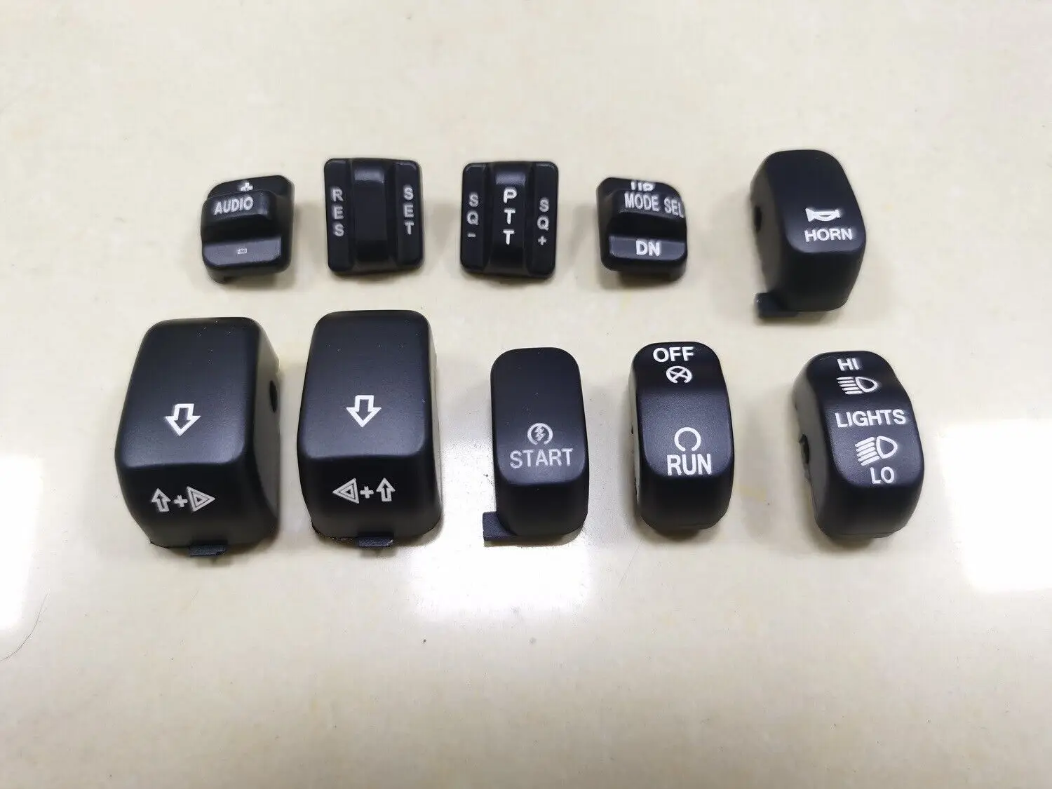 10Pcs Radio Cruise Control Switch Housing Caps For Harley Black Heritage Springer Touring Electra Street Road Glide King Dyna