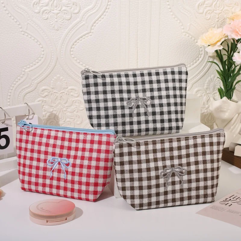 

Women's Embroidered Plaid Bow Makeup Bag Large Capacity Clutch Cosmetic Case with Zipper for Travel Make Up Organizer Pouch