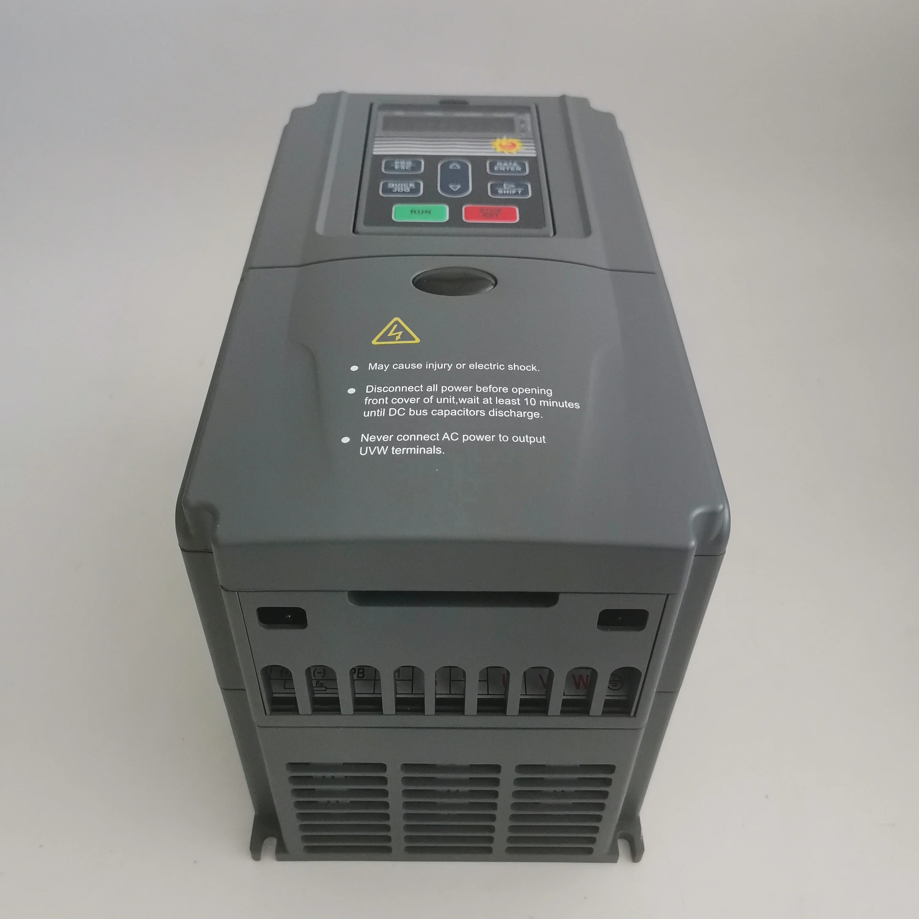 Solar Water Pump Inverter 1PH 220V 3PH 380V 4KW VFD with MPPT AC Drive