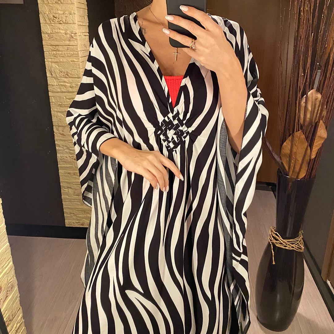 Sexy Tunika mit Zebra-Muster und V-Ausschnitt, Strandkleid, Strandmode, langes Strandkleid für Damen, V4159 – Detail 8
