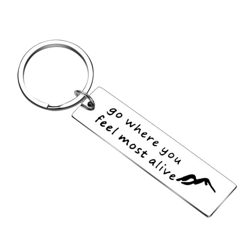 Metal Keychain Key Rings Hollow Mountain Climbing Enthusiasts Mount Fuji-Snow Mountain Key Chain Ring Pendant Jewelry