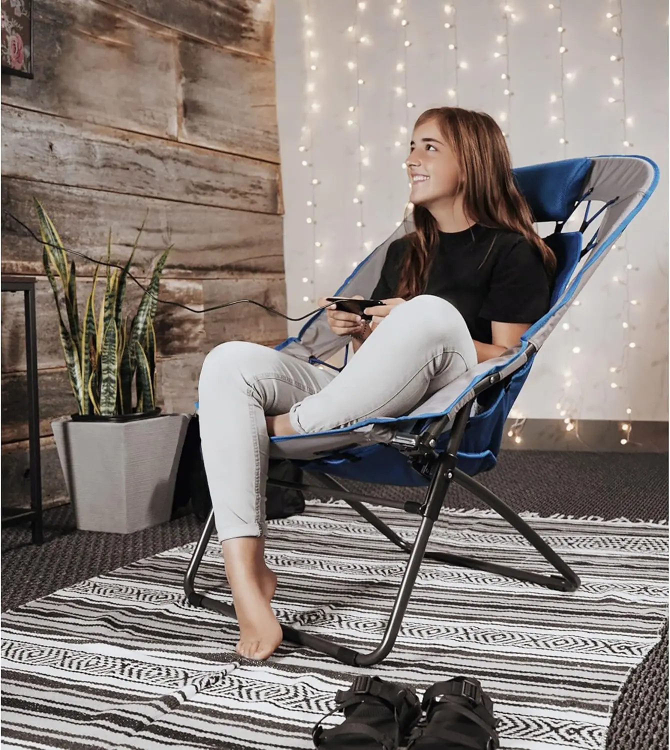 Bungee Chair, Perfect for Dorm Rooms, Movie Nights, Bedrooms, Reading, Gaming, Journaling, Relaxing, Blue/Grey (Pack of 1)