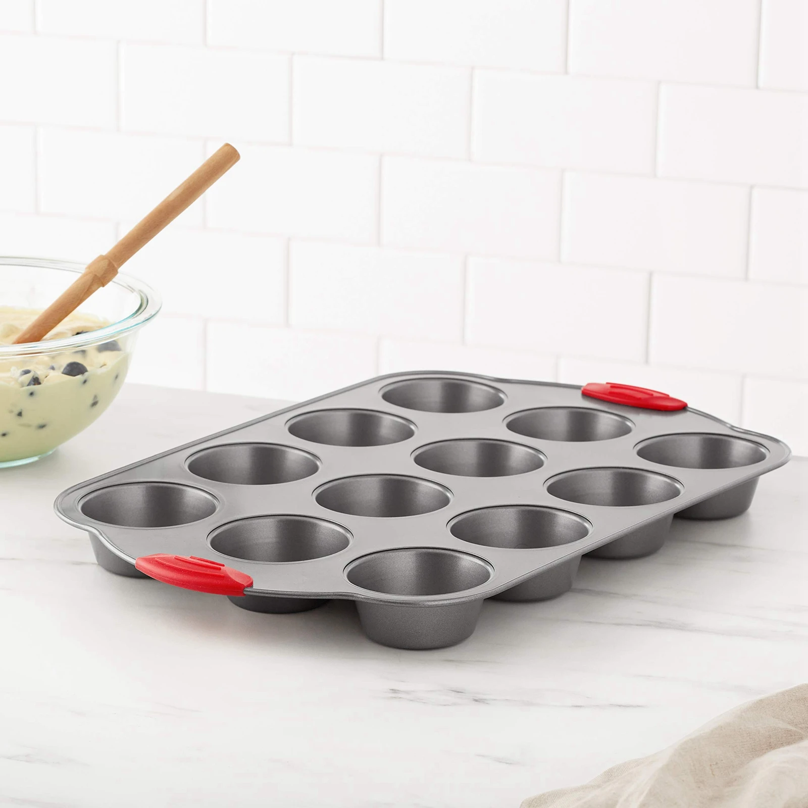 12 Cups Nonstick Muffin Pan Carbon Steel Baking Pan handmade Cupcake Pan Heat Resistant Cookies Tray Kitchen Bakeware