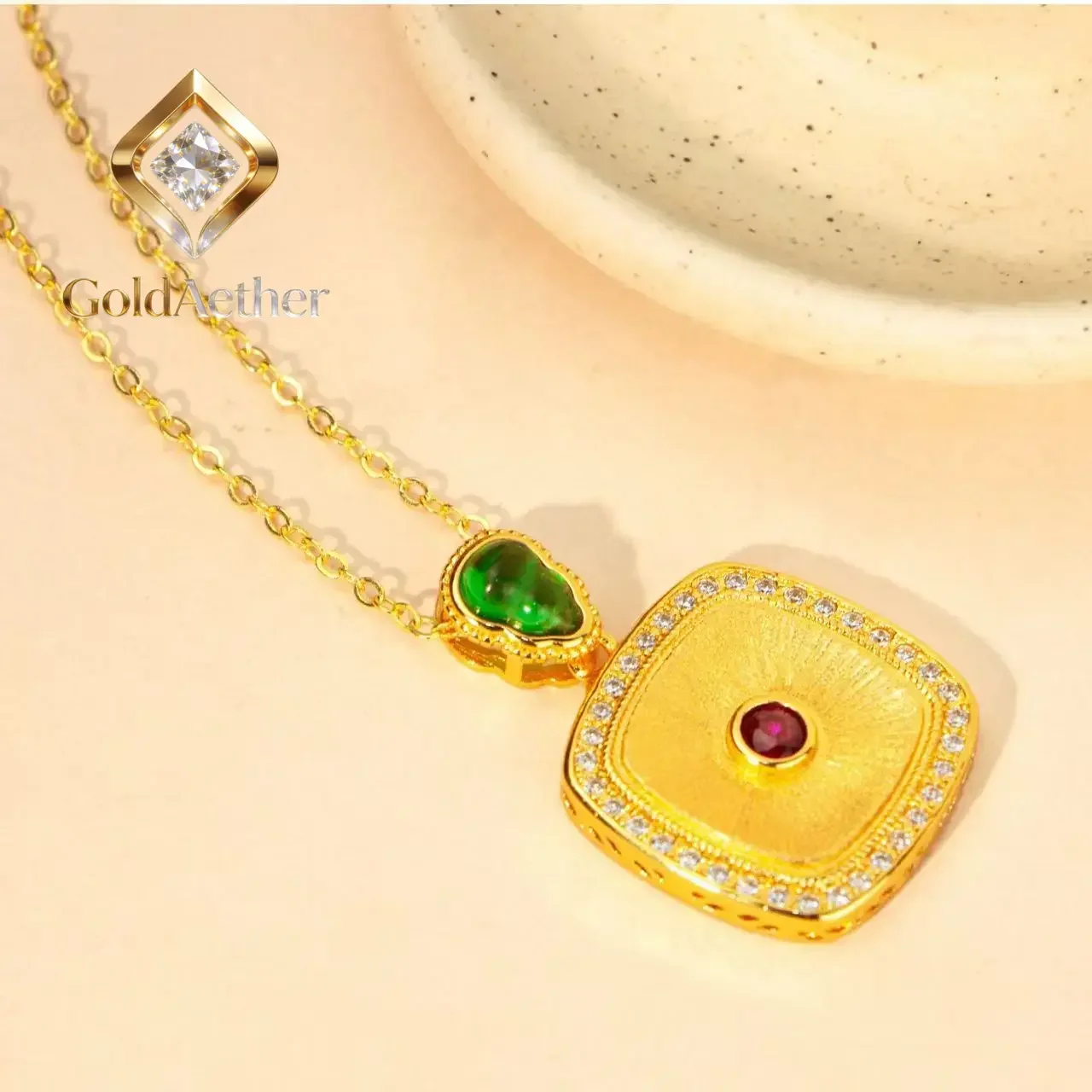 

Золотая цепочка GoldAether класса люкс с подвеской из чистого золота 24K 9999 пробы, инкрустированной квадратными элементами и элементами с эффектом проволочной росписи, для женщин