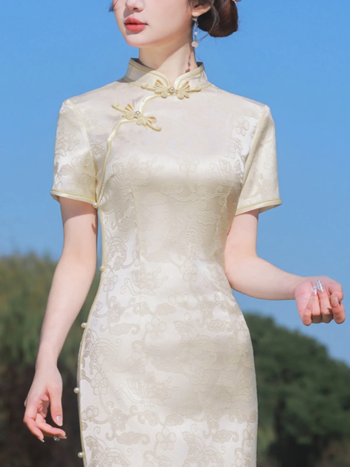 

Ele New Chinese Sle Long Qipao Beautiful Apricot Color Daily Wear Evening Gown Low Slit ort Sve Long Dr