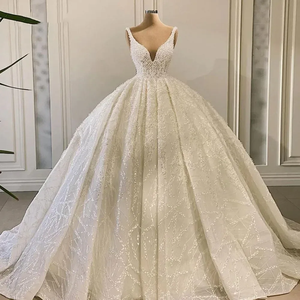 

Customized 2026 New Ball Gown Luxury Wedding Dresses Beaded Sequined V Neck Sleeveless Bridal Gowns Princess Vestido De Novia
