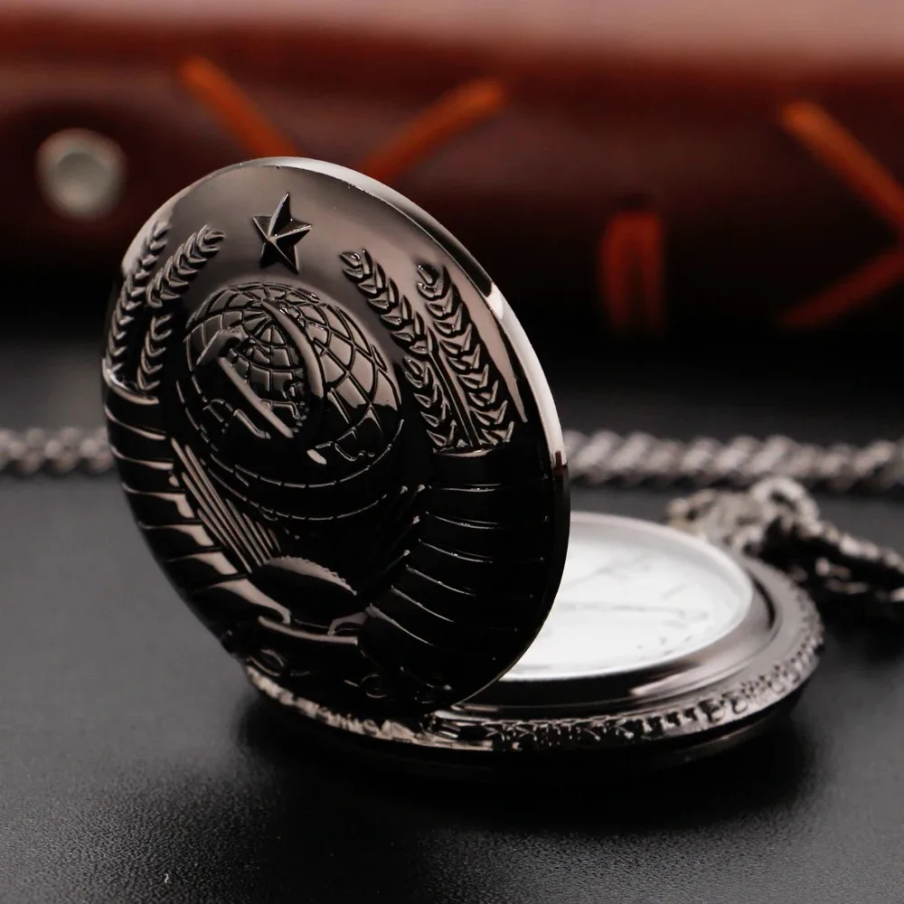 ブラックリパブリック鎌エンブレムクォーツ懐中時計ヴィンテージネックレスペンダントユニバーサル時計ギフト男の子と女の子へ