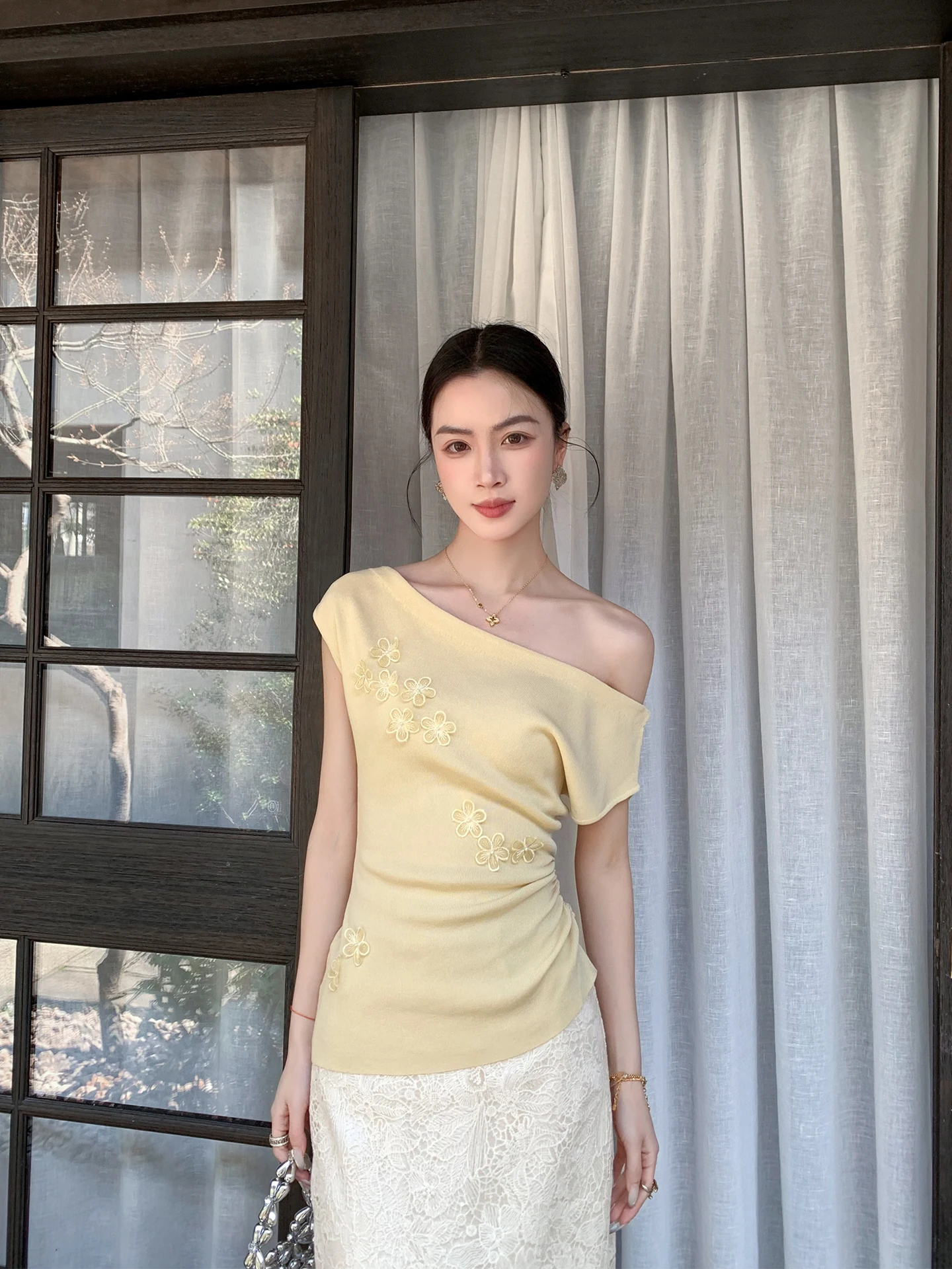 

Binguo 3D Floral Yellow Shoulder T-Shirt Women's Slim Fit Short Sleeve Casual Style Polyester Fiber Breathable Comfortable