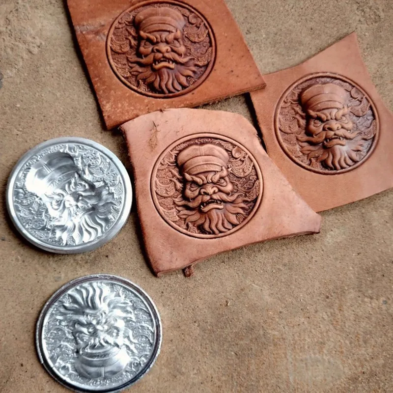 mini-tampon-de-juge-mythique-78-mm-moule-3d-sculpte-en-aluminium-de-10-mm-d'epaisseur--outil-de-gaufrage-du-cuir-robuste-pour-l'artisanat-du-cuir