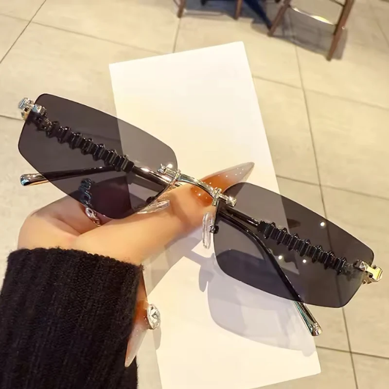 Wandern Randlose Kleine Quadratische Rahmen Anti Licht Gläser Punk Stil Farbe Objektiv Gläser Vintage Unregelmäßige Beine Brillen Damen