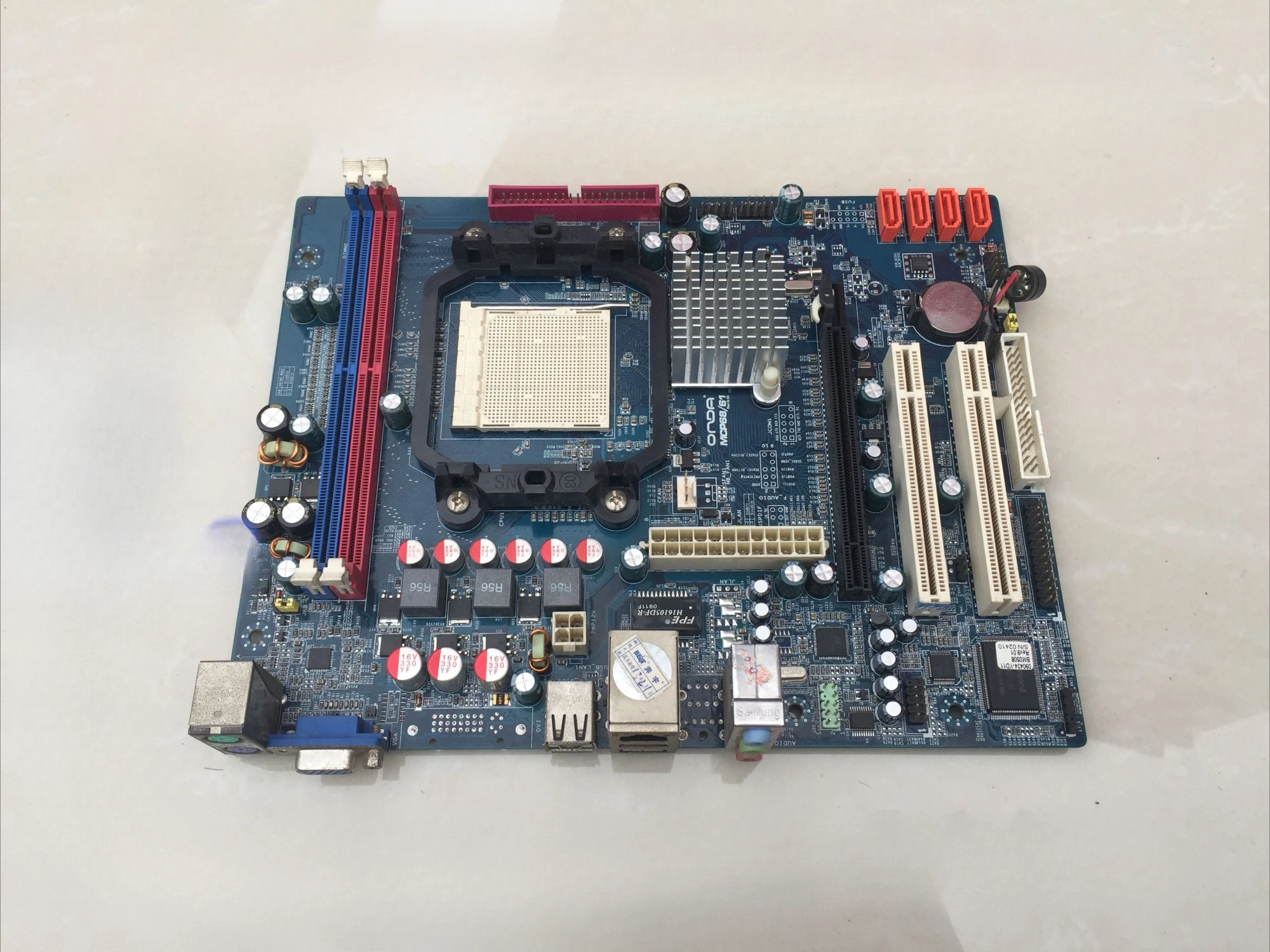 

For ONDA N61S REV: 9.00 AM2 DDR2 Integrated Main Board