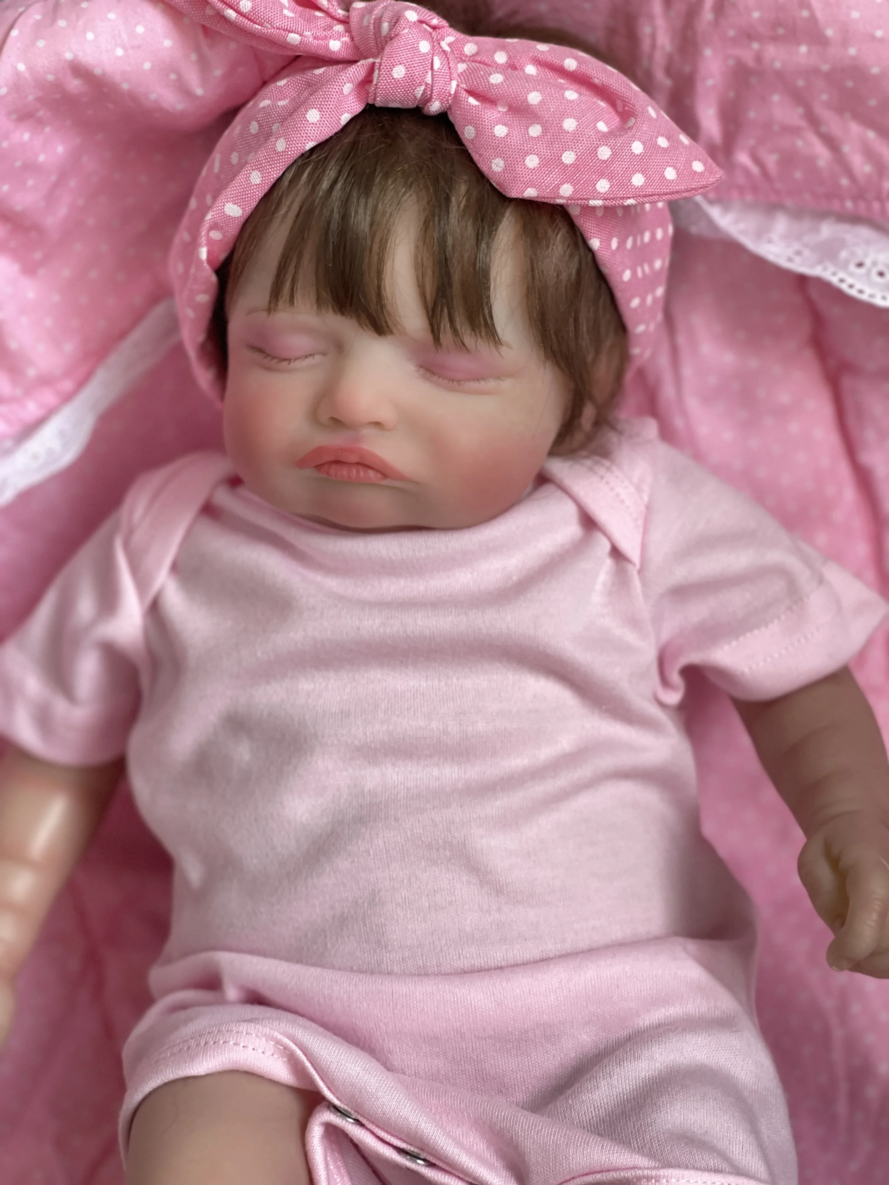 

45cm Rosalie Newborn Baby Full Body Vinyl Lifelike Baby Multiple Layers Painted 3D Skin with Visible Veins Collectible Art Dolls