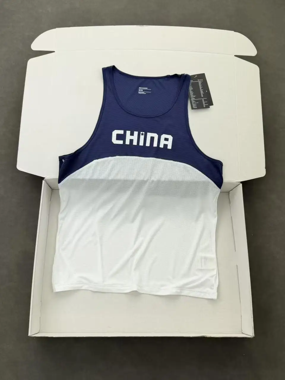 Ultra-Light Sleeveless Fitness Vest Quick-Dry Sports Fashion Urban Style round Neck Letter Pattern Inner Wear Polyester Fiber