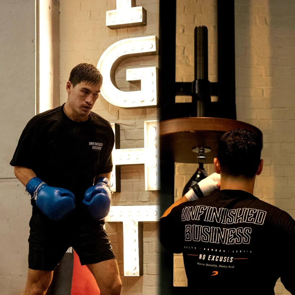 ファッショントレンドスポーツ真新しいレタープリントピュアコットン吸汗通気性ボクシングワンサイズ大きいものを購入することをお勧めします