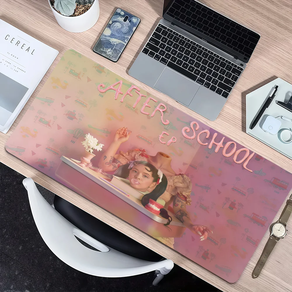 Singer M-Melanie Martinez Mouse Pad Large Non-slip Lockedge Desktop Computer Desk Mat Keyboard MousePad Office Gamer Student