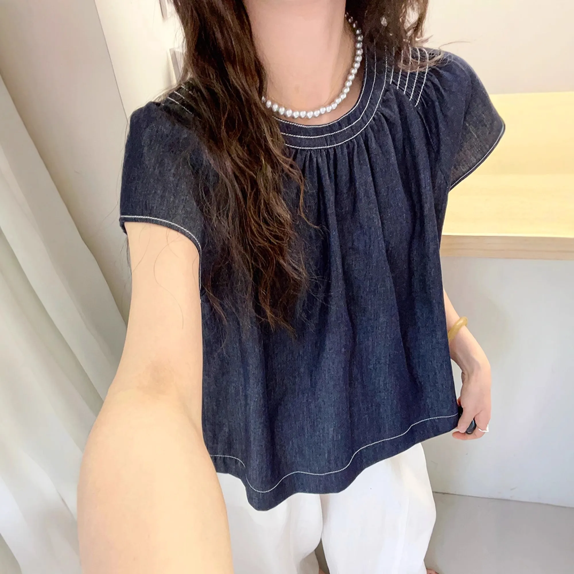 レトロなヨーロッパ風デニムスウェットシャツ、女性用サマーニュールーズカジュアルファッショナブルスモールスウェットシャツ、小さめフリンジスウェットトップ