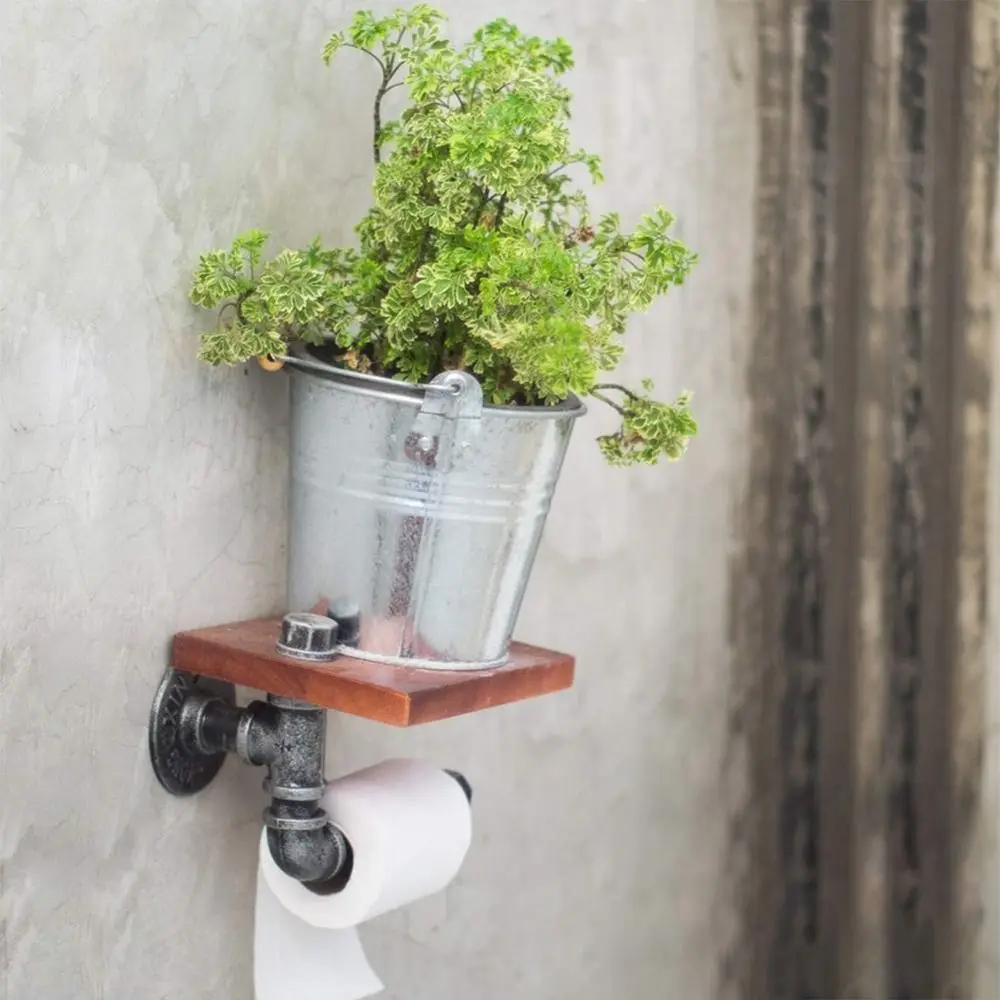 شفة أرضية مطلية جديدة باللون الأسود على الطراز الصناعي العتيق شفة أنابيب حديد مع لوحة شفة بفتحة ملولبة للمنزل