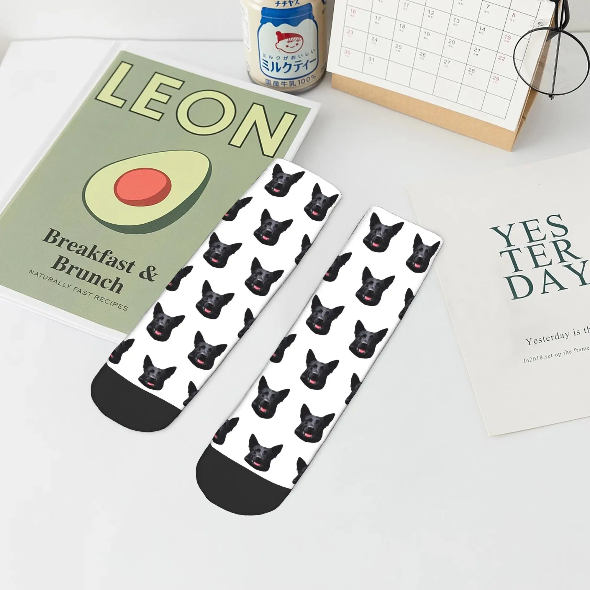 

All Seasons Black German Shepherd Dog - Stunning Socks Harajuku Sport Middle Tube Socks Soft Fashion Stockings for Men Women