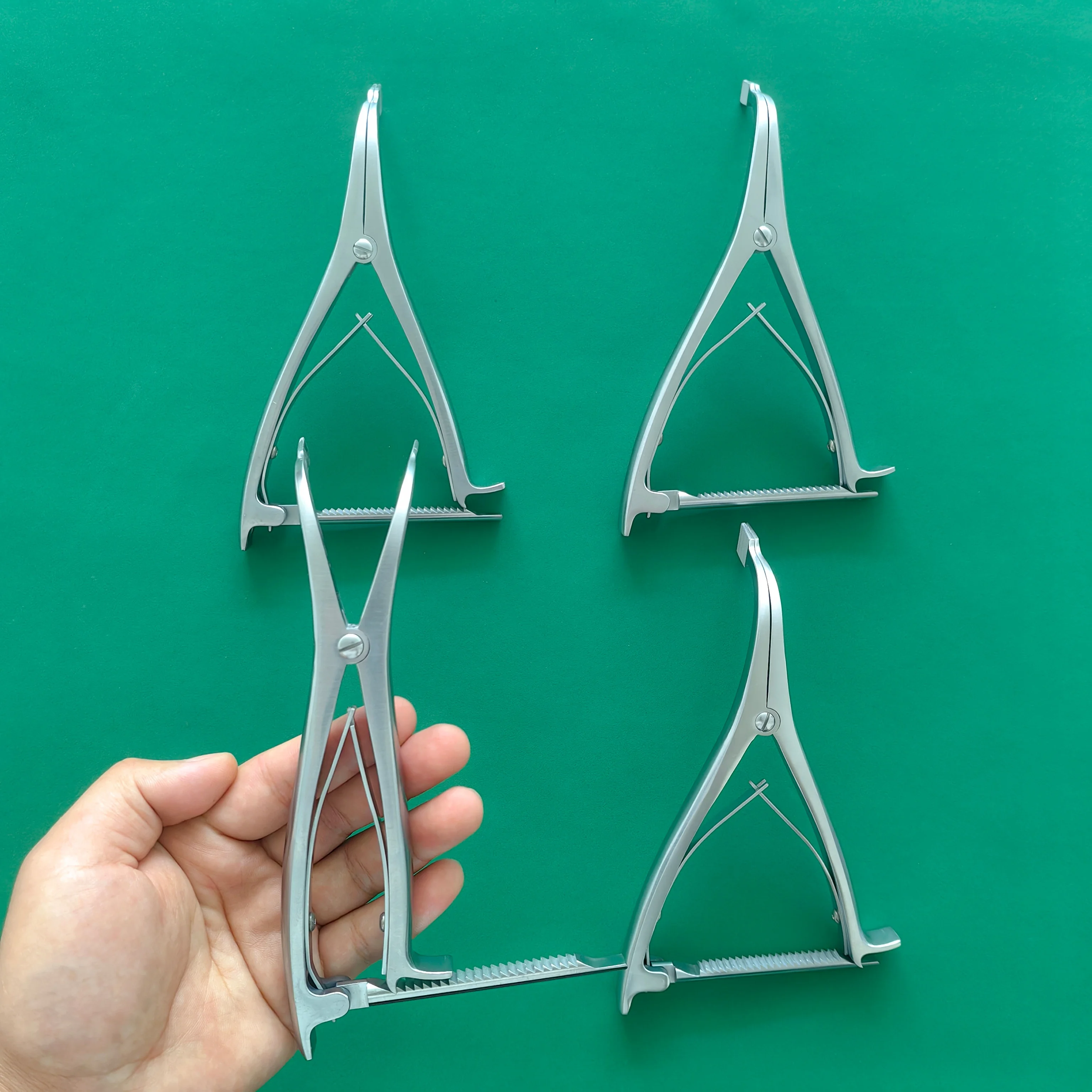 kanghong-knee-joint-stretching-forceps-cervical-spine-stretching-forceps-foot-ankle-and-ankle-stretching-forceps