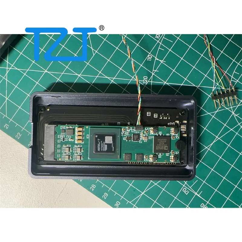 

Плата для разработки программно-определяемого радиоизлучателя TZT LibreSDR M2SDR XC7A200T+AD9361 с поддержкой горячей замены