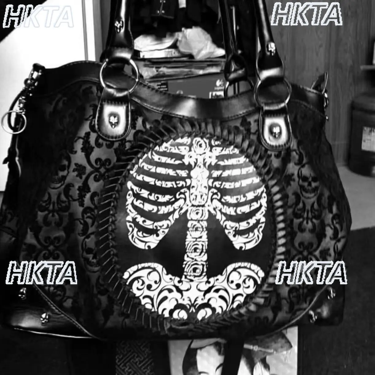 sacs-a-dos-sacs-fourre-tout-et-sacs-messager-imprimes-style-dark-goth-punk-lolita-subculture-y2k-vintage-britannique-sac-noir-en-dentelle-pour-femme-Ete-2026-vente-en-gros